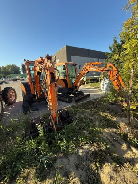 Doosan DX 27 Z - Мини багер: снимка 3 Doosan DX 27 Z - Мини багер: снимка 3