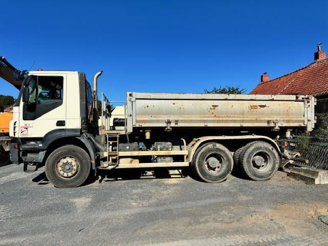 Iveco TRAKKER 410 - Самосвал камион: снимка 3 Iveco TRAKKER 410 - Самосвал камион: снимка 3