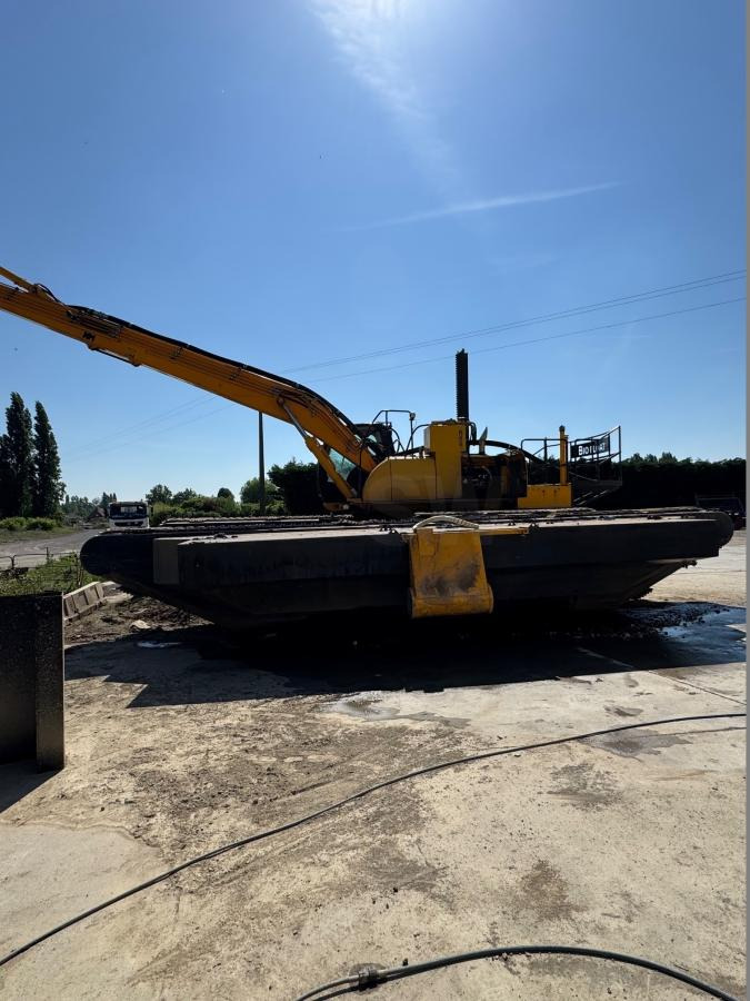 Jcb BIGFLOAT JS 220LC - Верижен багер: снимка 5 Jcb BIGFLOAT JS 220LC - Верижен багер: снимка 5