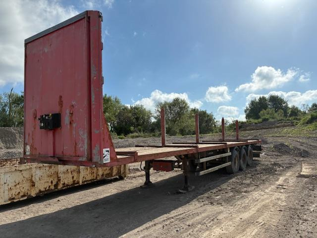 Lecitrailer SEMI PLATEAU 3 ESSIEUX - Бордово ремарке/ Платформа: снимка 1 Lecitrailer SEMI PLATEAU 3 ESSIEUX - Бордово ремарке/ Платформа: снимка 1