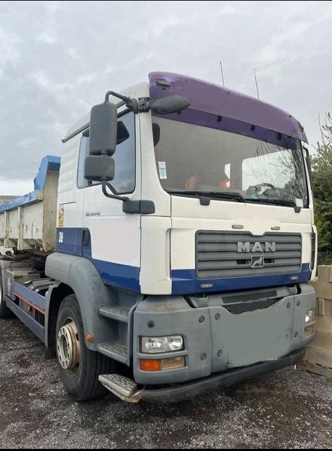 MAN TGA 26 440 - Мултилифт с кука камион: снимка 3 MAN TGA 26 440 - Мултилифт с кука камион: снимка 3