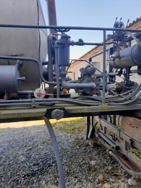 MENARD BOUILLE SUR BERCE 3000 LITRES - Гудронатор: снимка 5 MENARD BOUILLE SUR BERCE 3000 LITRES - Гудронатор: снимка 5