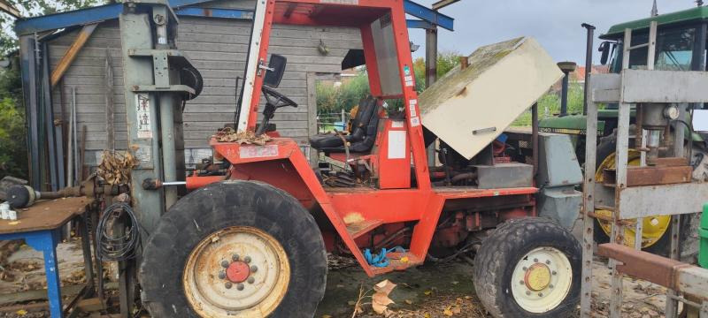 Manitou 4 RM25 - Дизелов мотокар: снимка 1 Manitou 4 RM25 - Дизелов мотокар: снимка 1