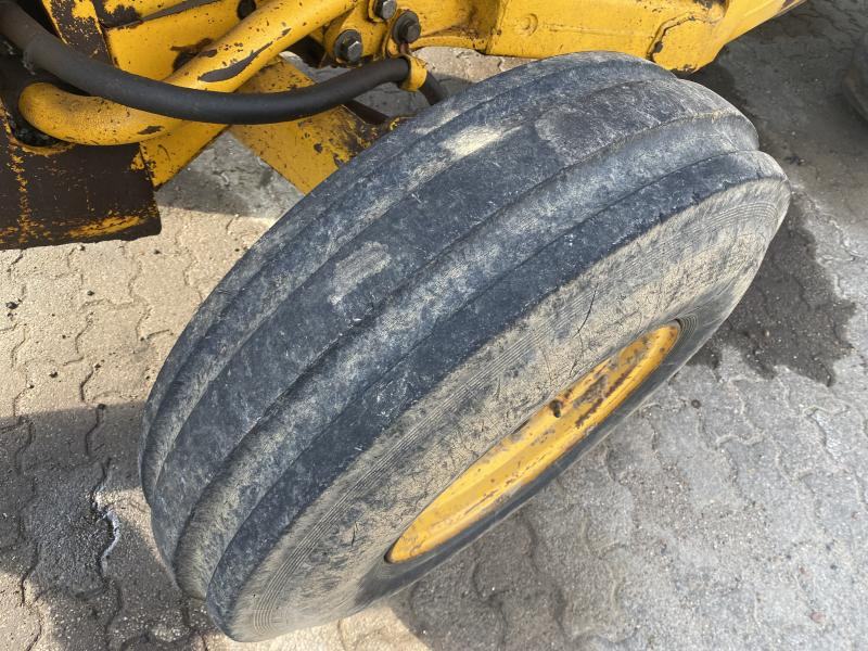 Багер-товарач Massey Ferguson MF 500BII: снимка 13