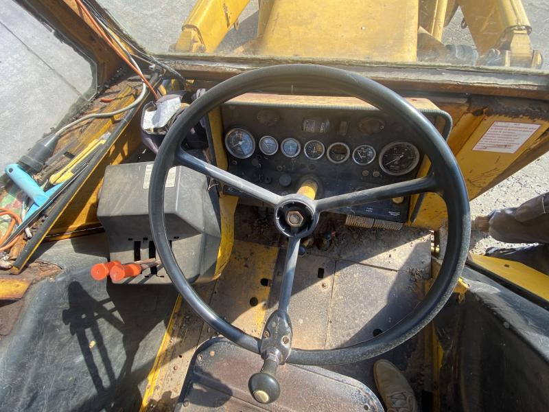 Багер-товарач Massey Ferguson MF 500BII: снимка 8