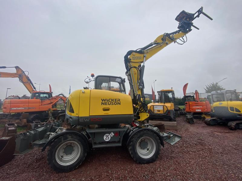 Neuson EW 100 - Колесен багер: снимка 3 Neuson EW 100 - Колесен багер: снимка 3