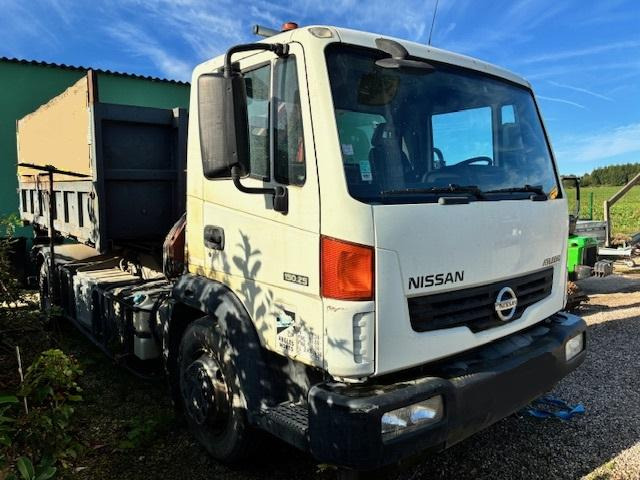 Nissan ATLEON 150.25 - Мултилифт с кука камион, Камион с кран: снимка 2 Nissan ATLEON 150.25 - Мултилифт с кука камион, Камион с кран: снимка 2