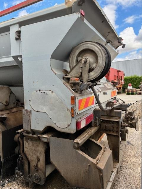 Гудронатор Renault GRAVILLONNEUSE RGS: снимка 14 Гудронатор Renault GRAVILLONNEUSE RGS: снимка 14