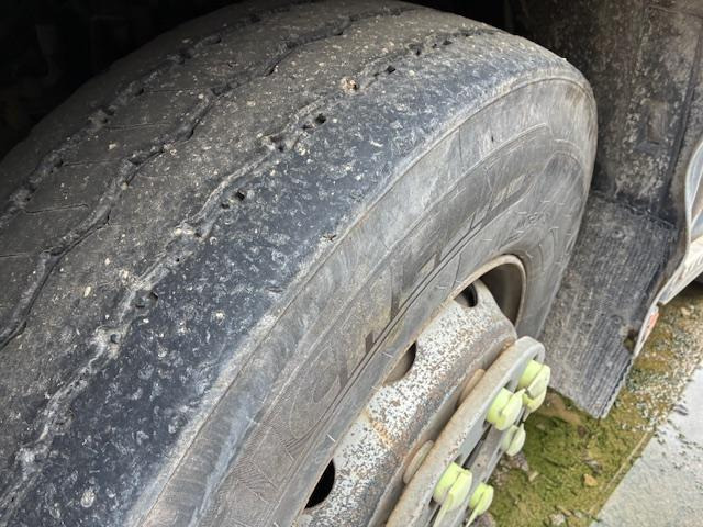 Гудронатор Renault GRAVILLONNEUSE RGS: снимка 12 Гудронатор Renault GRAVILLONNEUSE RGS: снимка 12