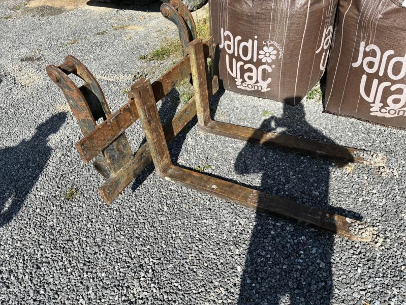 TEREX TABLIER FOURCHE TL 80 - Вилици: снимка 1 TEREX TABLIER FOURCHE TL 80 - Вилици: снимка 1