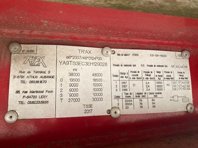 Нискорамна площадка полуремарке Trax 3 ESSIEUX: снимка 13 Нискорамна площадка полуремарке Trax 3 ESSIEUX: снимка 13