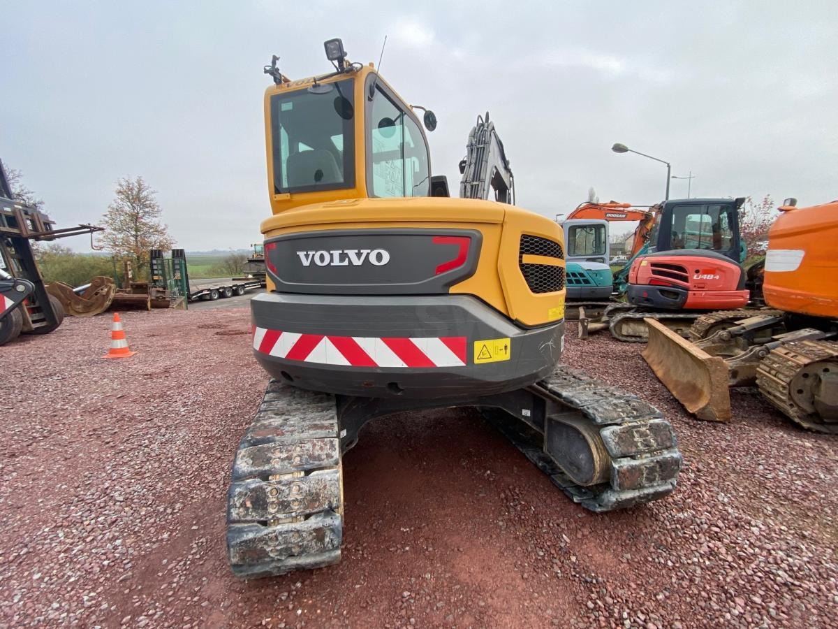 Volvo ECR88 - Мини багер: снимка 5 Volvo ECR88 - Мини багер: снимка 5