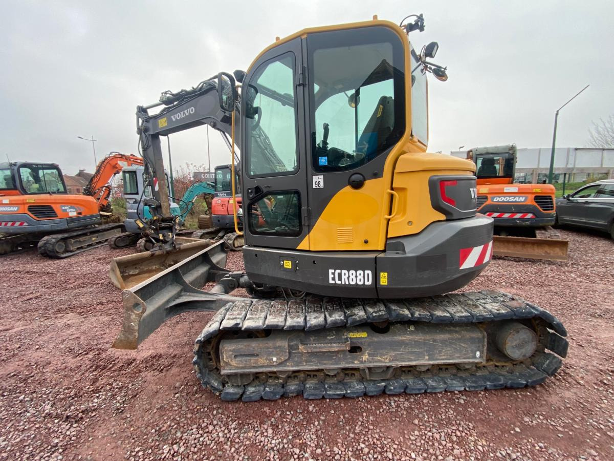 Volvo ECR88 - Мини багер: снимка 4 Volvo ECR88 - Мини багер: снимка 4