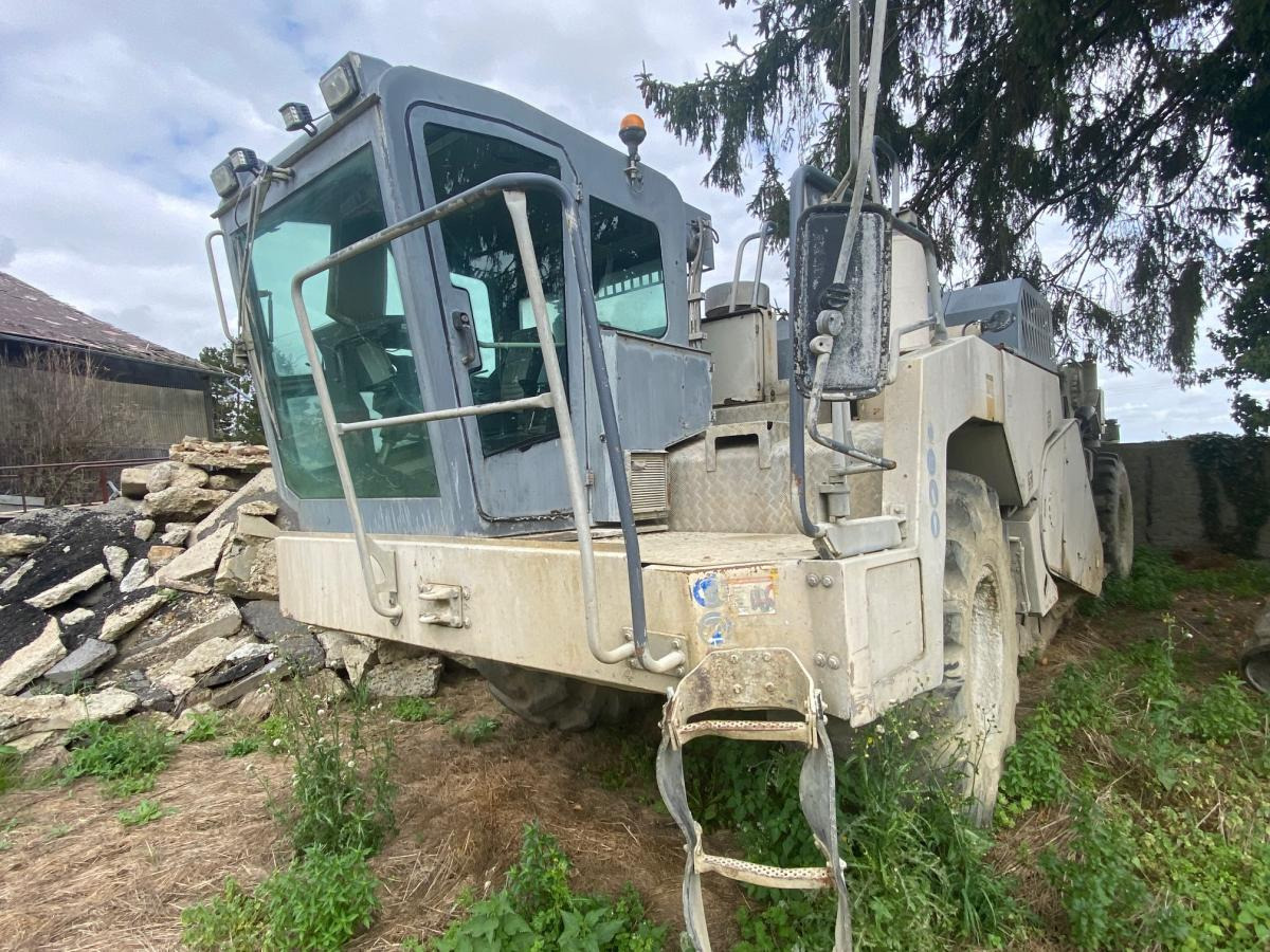 WIRTGEN WR 2400 - Стабилизатор за почва: снимка 2 WIRTGEN WR 2400 - Стабилизатор за почва: снимка 2