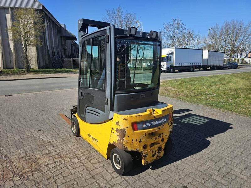Jungheinrich EFG320 - Електрокар: снимка 5 Jungheinrich EFG320 - Електрокар: снимка 5