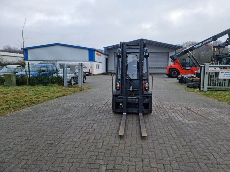 Linde H25D-02 - Дизелов мотокар: снимка 3 Linde H25D-02 - Дизелов мотокар: снимка 3