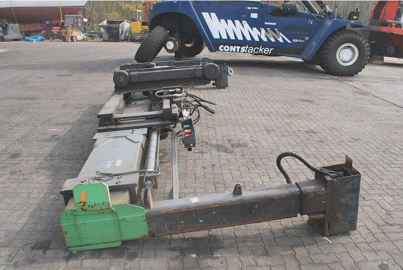 Kalmar 20-40 feet Sidespreader - Подемно-транспортна техника: снимка 1 Kalmar 20-40 feet Sidespreader - Подемно-транспортна техника: снимка 1