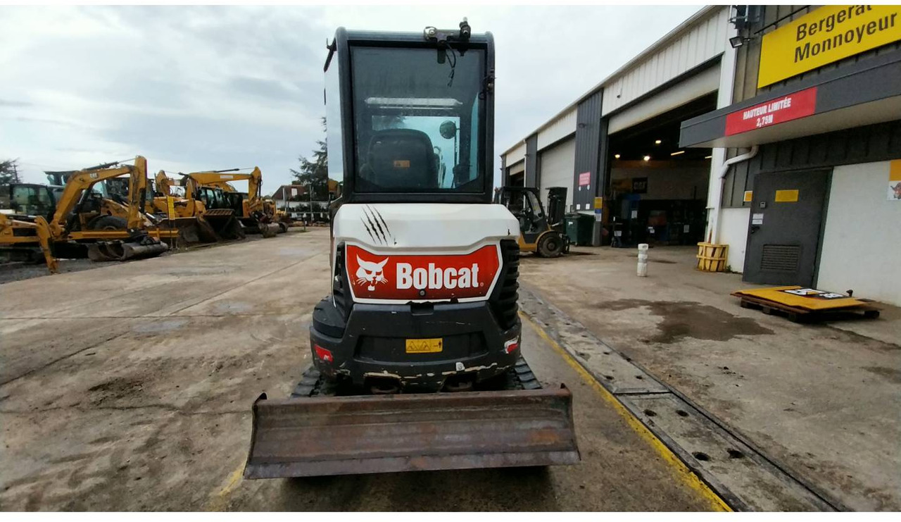 BOBCAT E27 - Верижен багер: снимка 4 BOBCAT E27 - Верижен багер: снимка 4