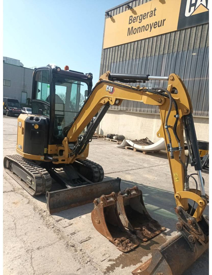 CAT 302.7 - Верижен багер: снимка 1 CAT 302.7 - Верижен багер: снимка 1