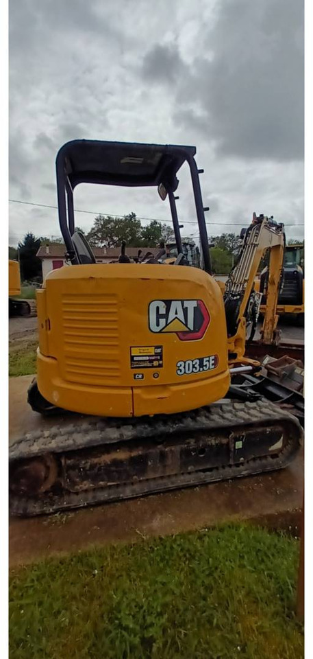 CAT 303.5E CR - Верижен багер: снимка 3 CAT 303.5E CR - Верижен багер: снимка 3