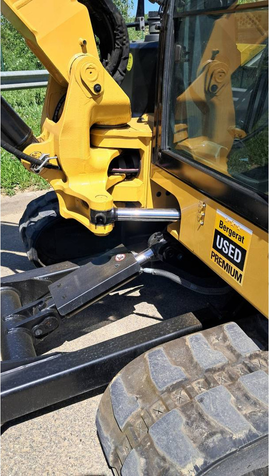 Верижен багер CAT 306 CR: снимка 14