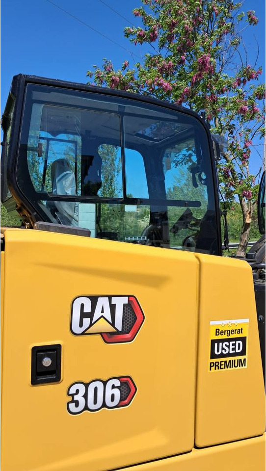 Верижен багер CAT 306 CR: снимка 16