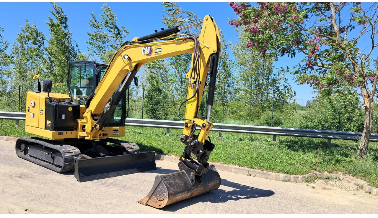 CAT 306 CR - Верижен багер: снимка 2 CAT 306 CR - Верижен багер: снимка 2