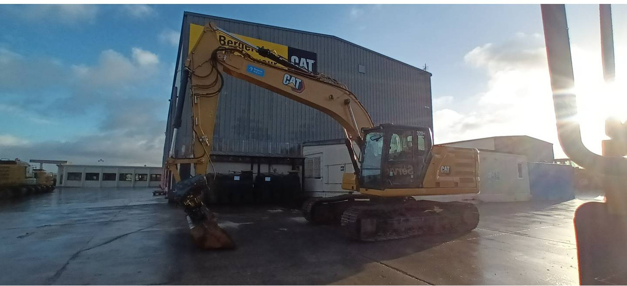 CAT 320 GC - Верижен багер: снимка 1 CAT 320 GC - Верижен багер: снимка 1