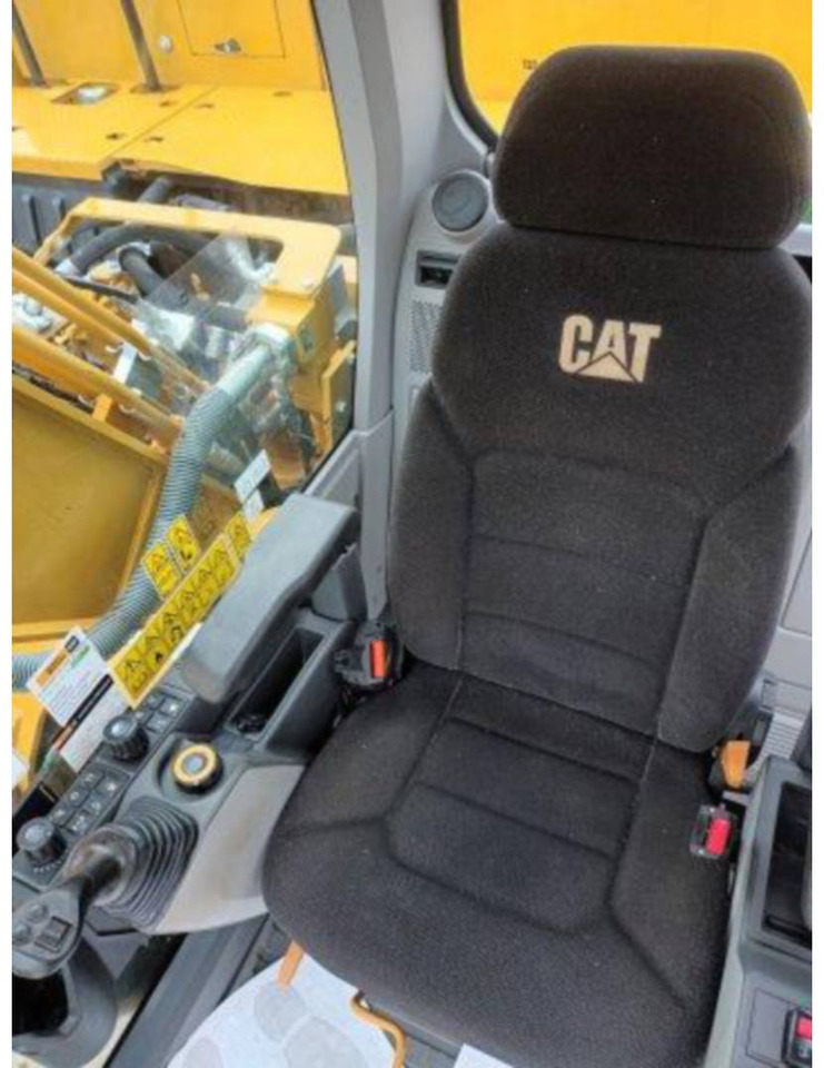 Верижен багер CAT 320 GC: снимка 10