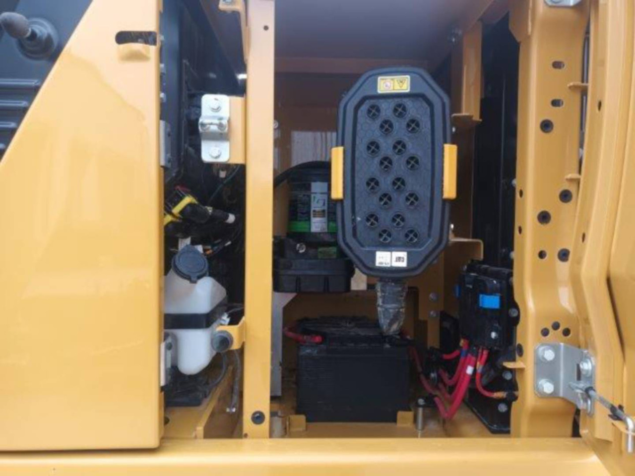 Верижен багер CAT 320 GC: снимка 20