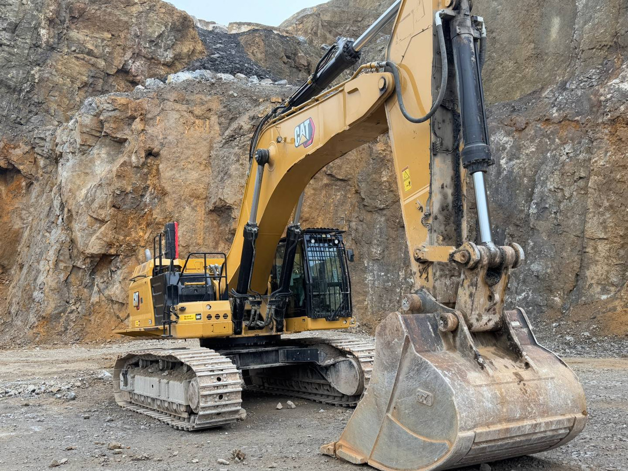 CAT 374-07 - Верижен багер: снимка 2 CAT 374-07 - Верижен багер: снимка 2