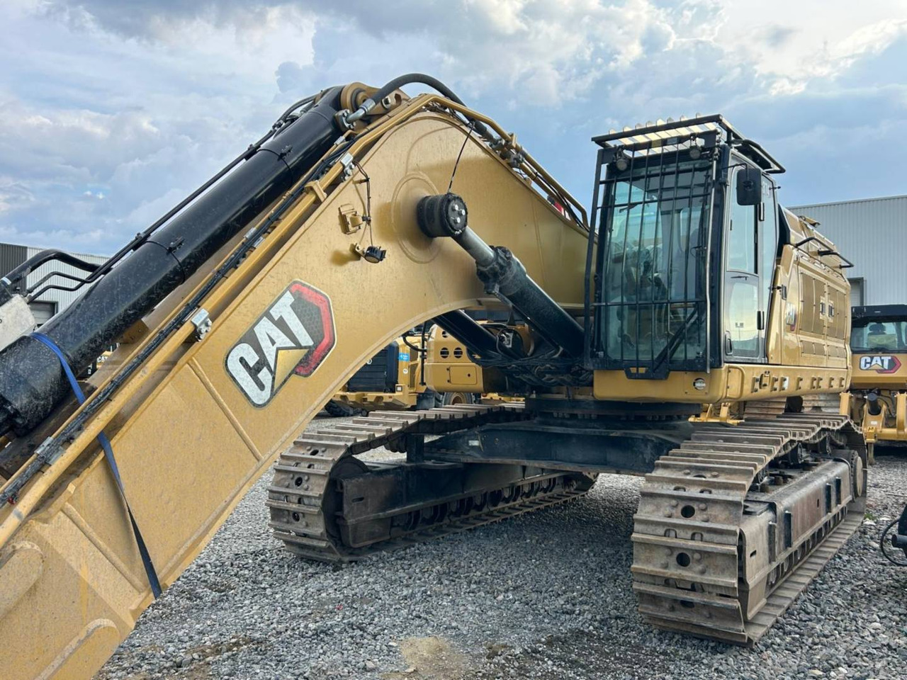 CAT 374 - Верижен багер: снимка 1 CAT 374 - Верижен багер: снимка 1