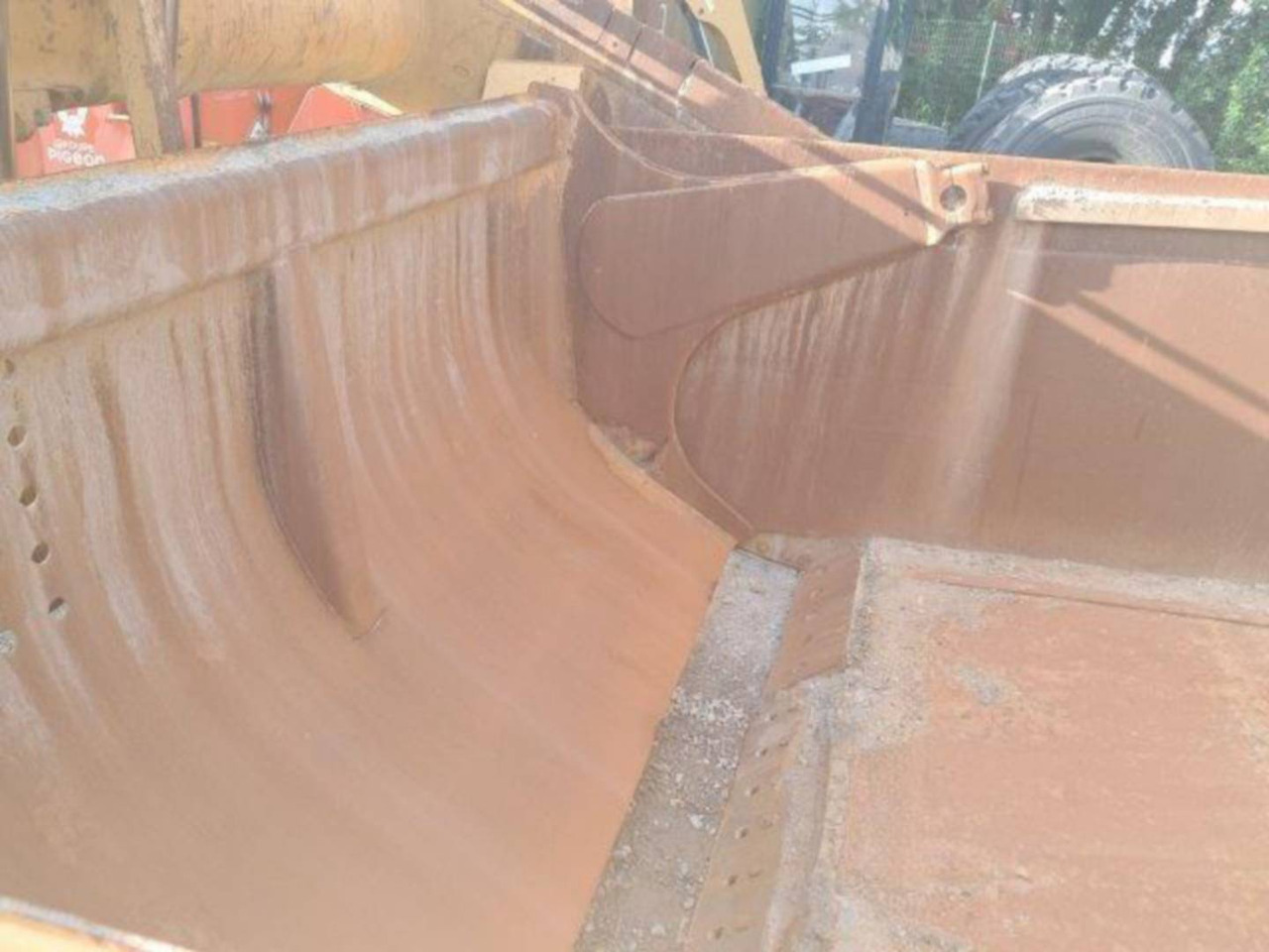 CAT 621F - Скрепер: снимка 4 CAT 621F - Скрепер: снимка 4