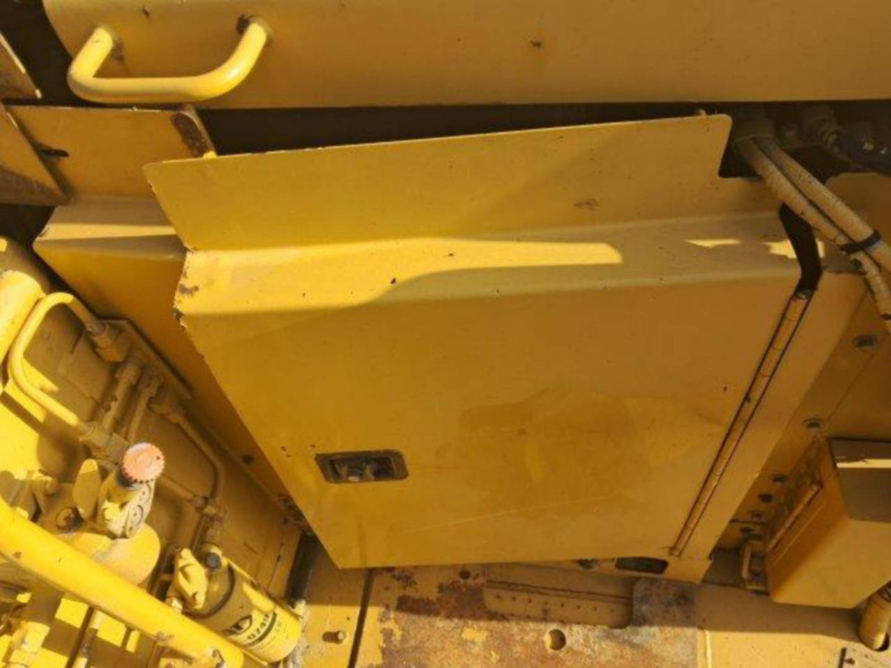 Скрепер CAT 621F: снимка 9 Скрепер CAT 621F: снимка 9