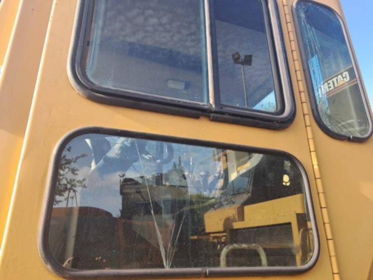 Скрепер CAT 621F: снимка 15 Скрепер CAT 621F: снимка 15