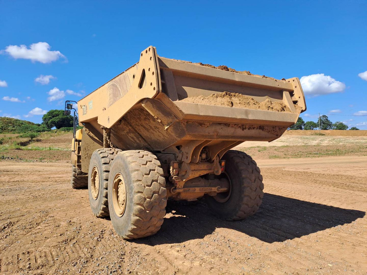 CAT 730 - Съчленен самосвал: снимка 4 CAT 730 - Съчленен самосвал: снимка 4