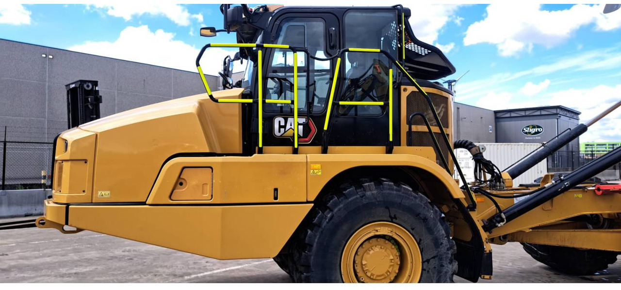 CAT 730 - Съчленен самосвал: снимка 5 CAT 730 - Съчленен самосвал: снимка 5
