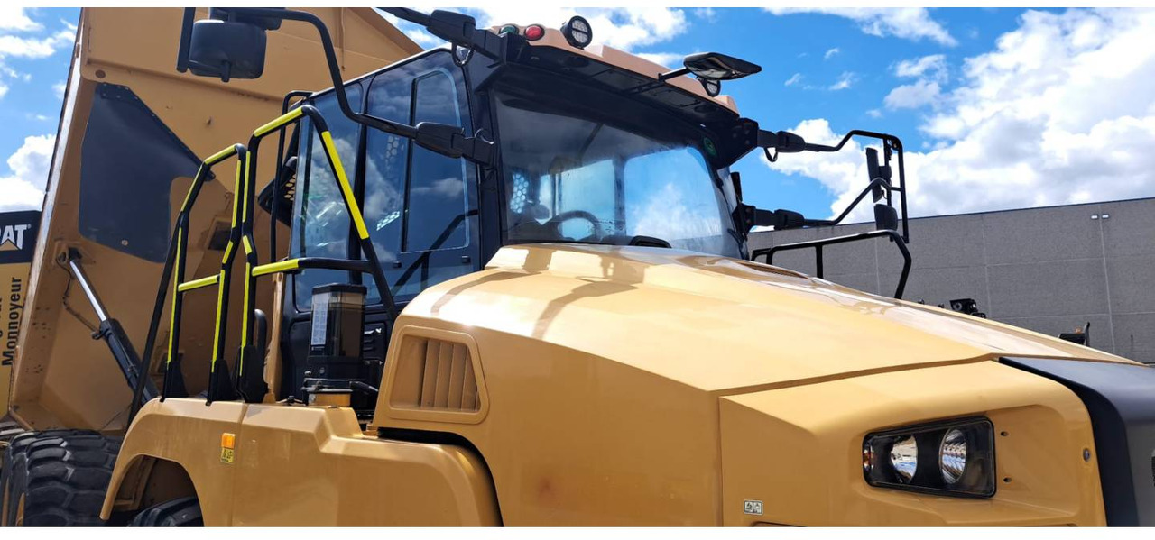 CAT 730 - Съчленен самосвал: снимка 3 CAT 730 - Съчленен самосвал: снимка 3