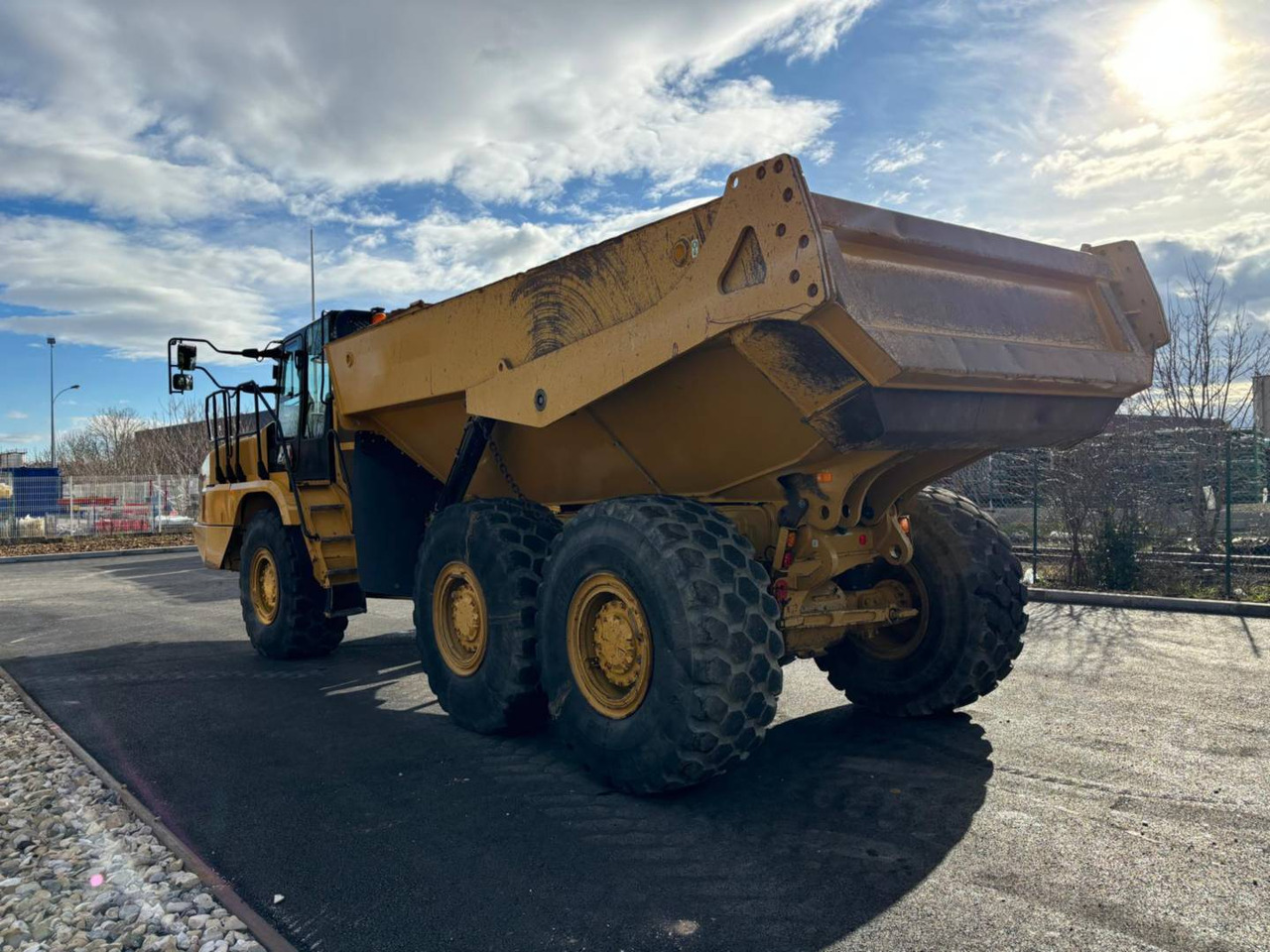 CAT 730 - Съчленен самосвал: снимка 4 CAT 730 - Съчленен самосвал: снимка 4