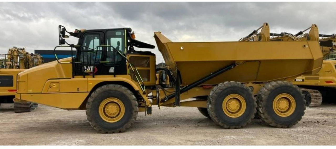 CAT 730 - Съчленен самосвал: снимка 4 CAT 730 - Съчленен самосвал: снимка 4
