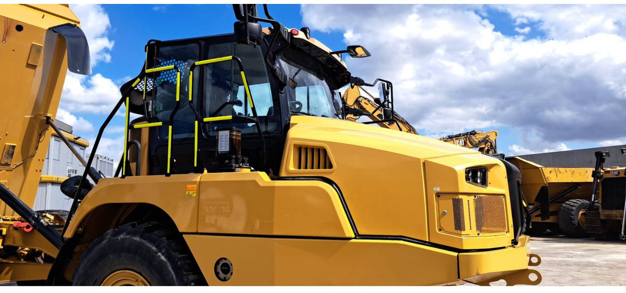 CAT 730 - Съчленен самосвал: снимка 4 CAT 730 - Съчленен самосвал: снимка 4