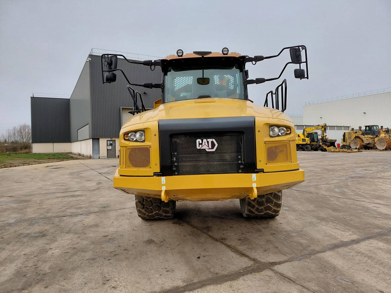 CAT 730 - Съчленен самосвал: снимка 3 CAT 730 - Съчленен самосвал: снимка 3