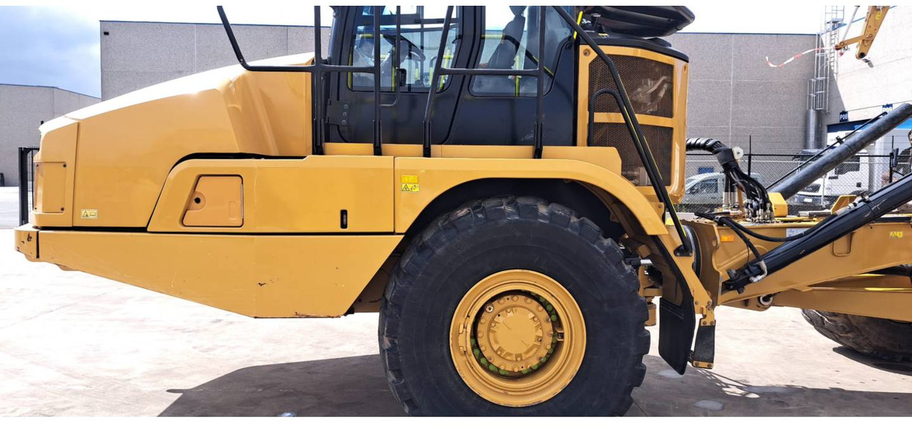 CAT 730 - Съчленен самосвал: снимка 4 CAT 730 - Съчленен самосвал: снимка 4