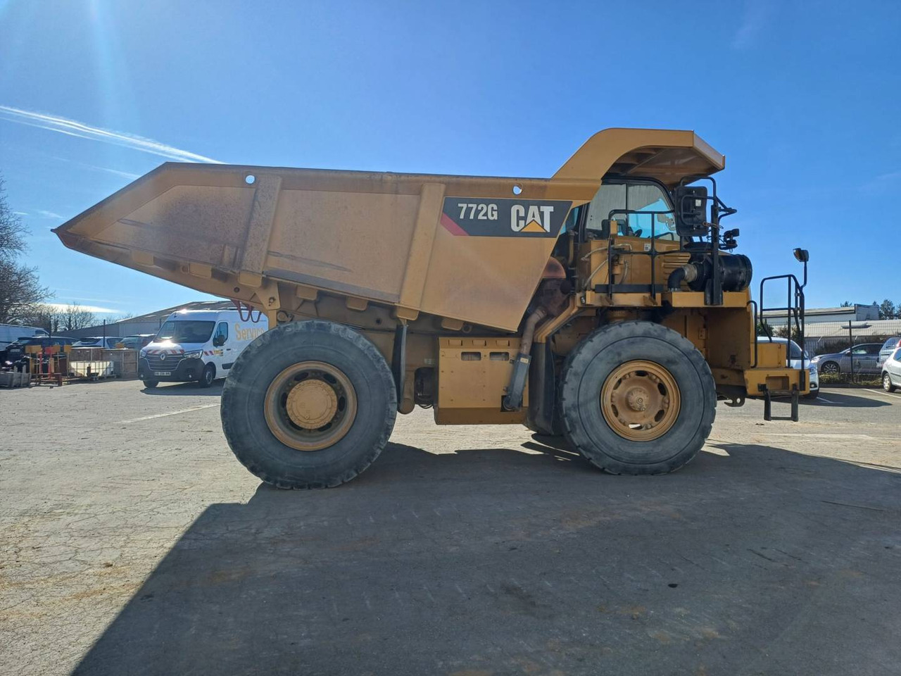 Кариерен самосвал CAT 772G: снимка 13
