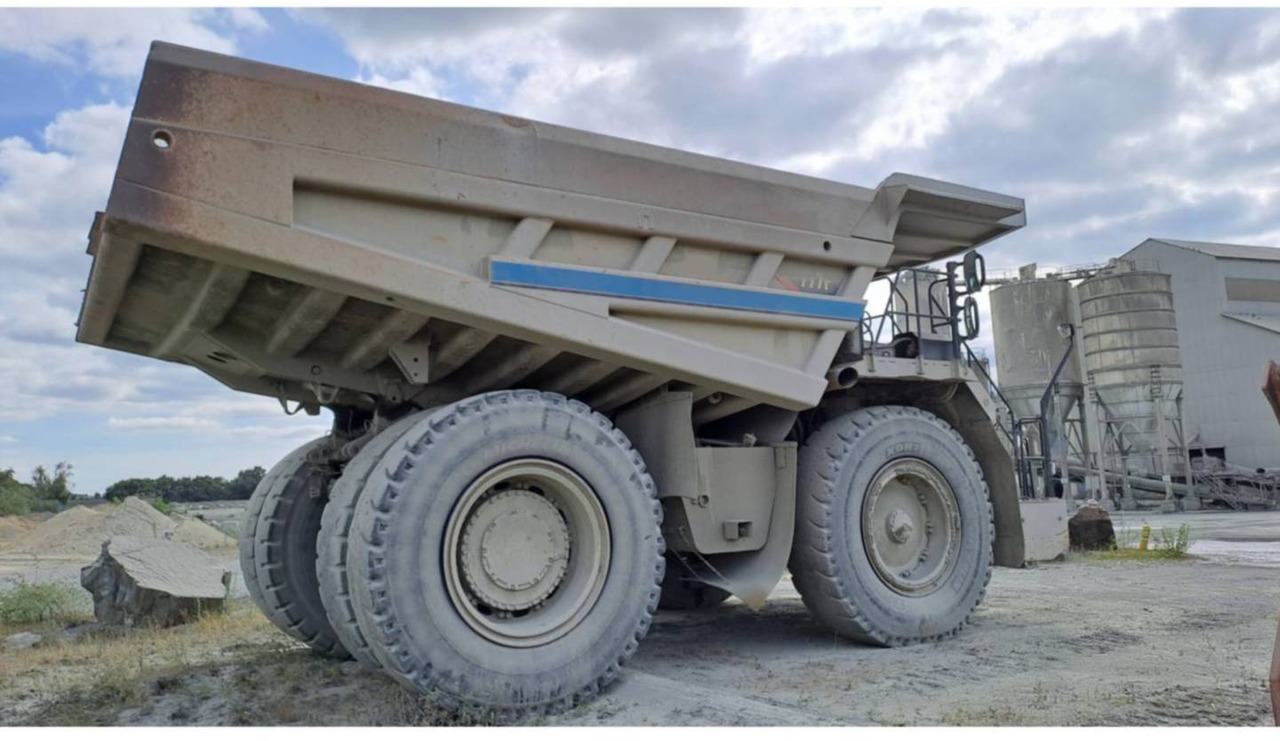 CAT 777F - Кариерен самосвал: снимка 3 CAT 777F - Кариерен самосвал: снимка 3