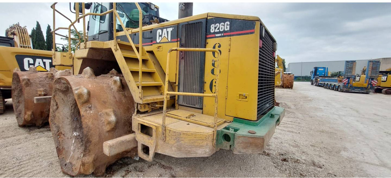 CAT 826G - Булдозер: снимка 3 CAT 826G - Булдозер: снимка 3
