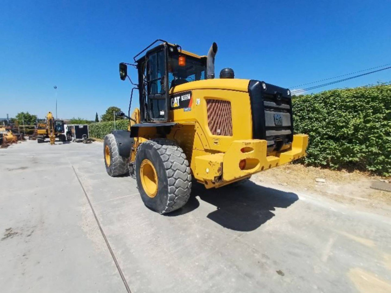 CAT 938M - Колесен товарач: снимка 2 CAT 938M - Колесен товарач: снимка 2