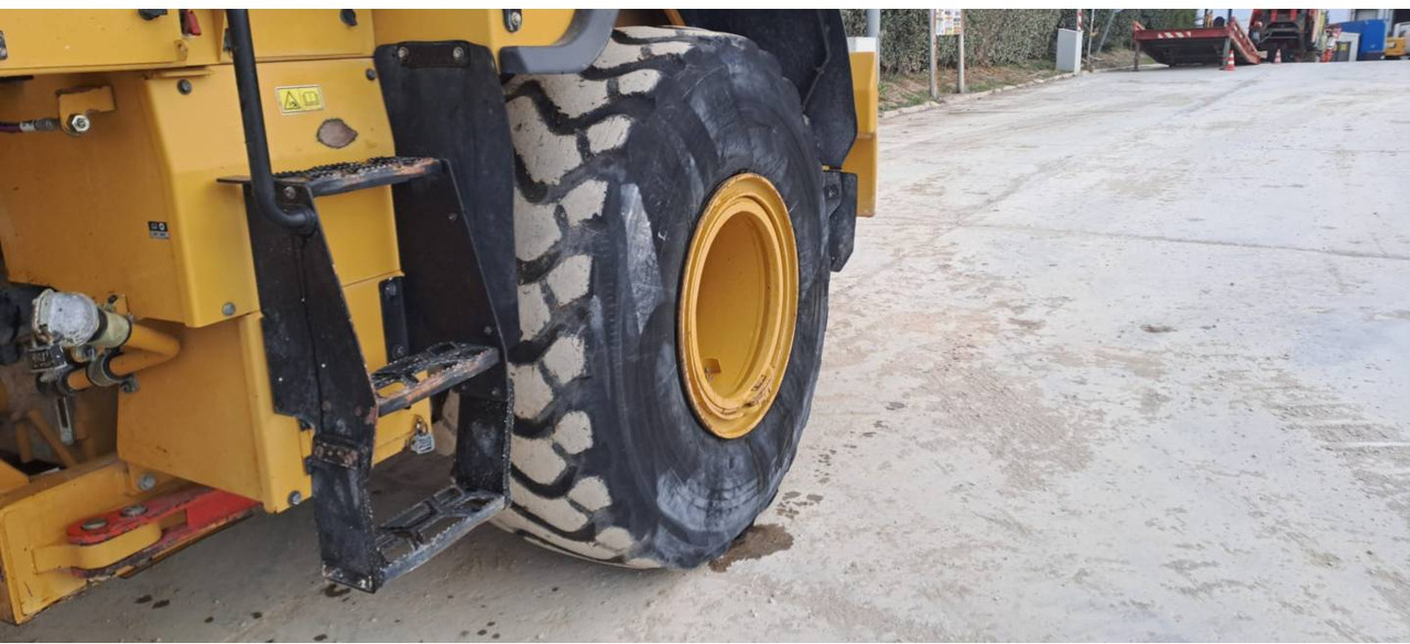 Колесен товарач CAT 950M: снимка 8