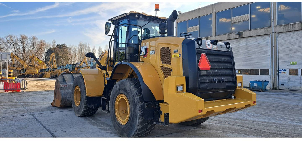 CAT 962M - Колесен товарач: снимка 4 CAT 962M - Колесен товарач: снимка 4