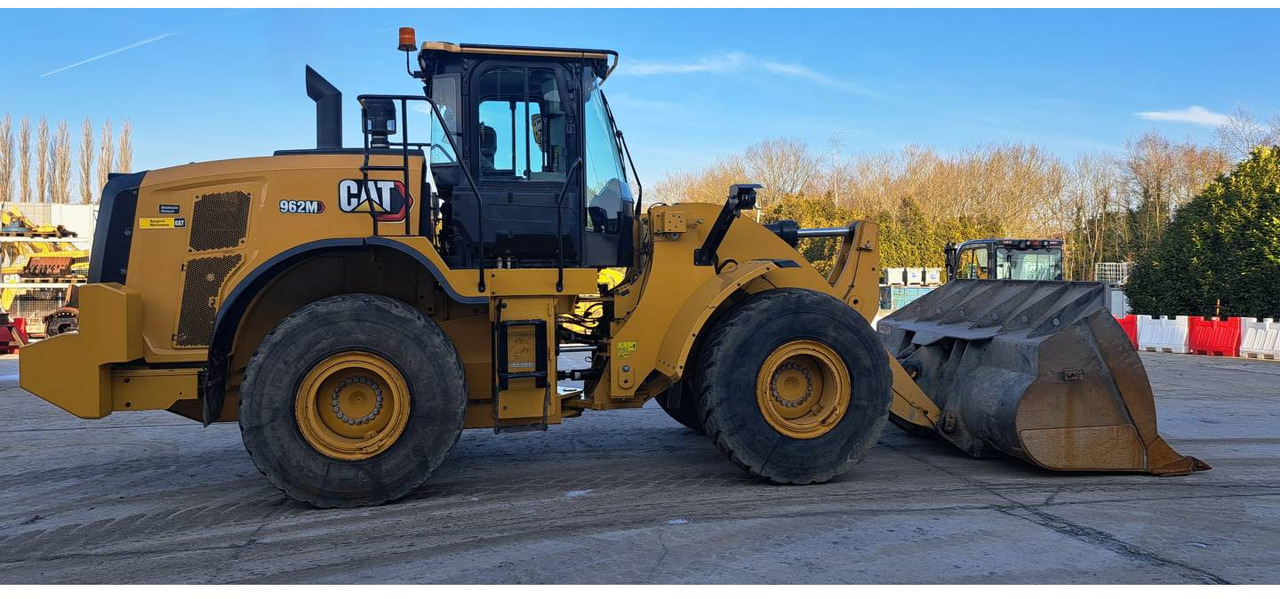Колесен товарач CAT 962M: снимка 20